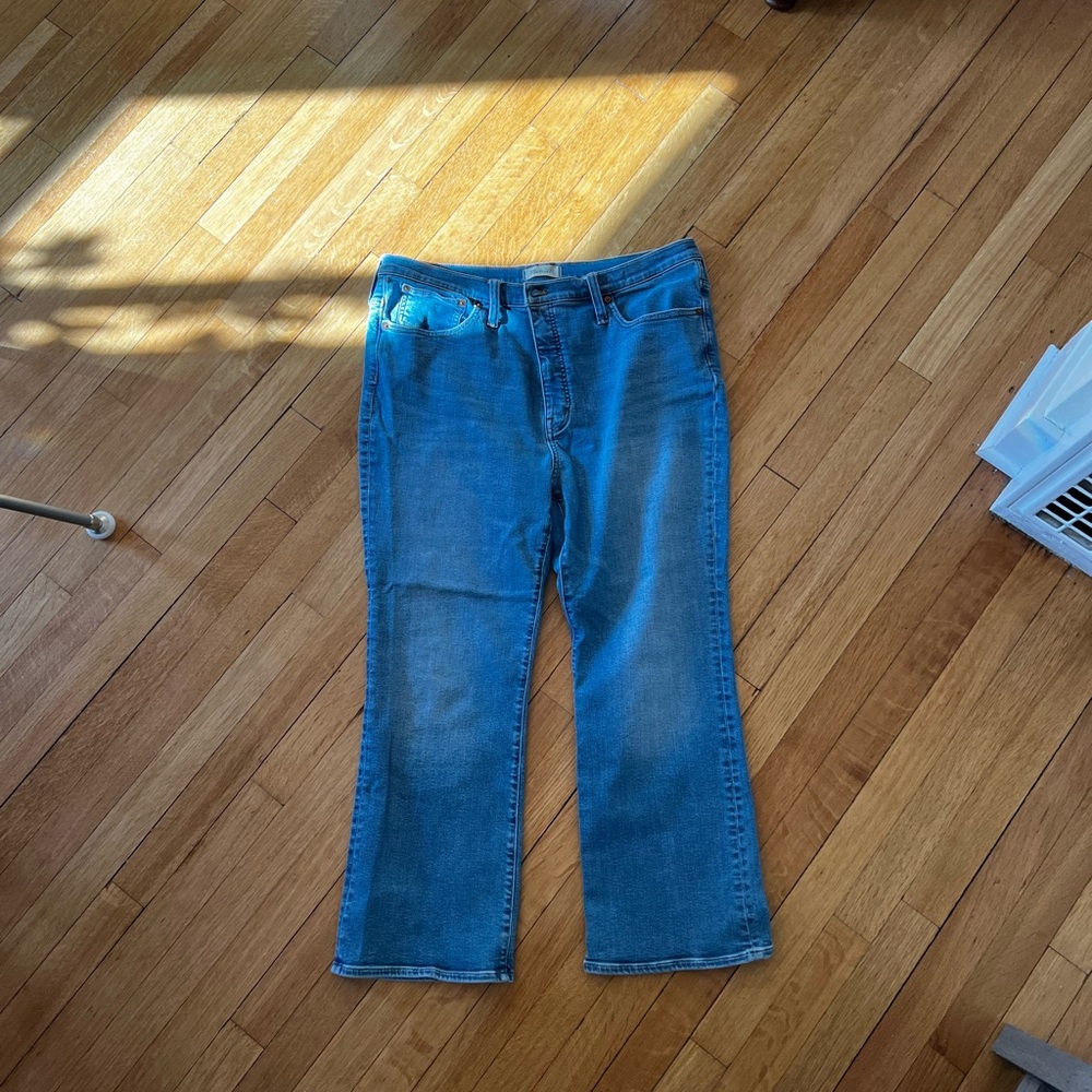 Madewell Cali Demi Boot- slight crop